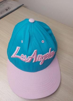 Жіноча бейсболка