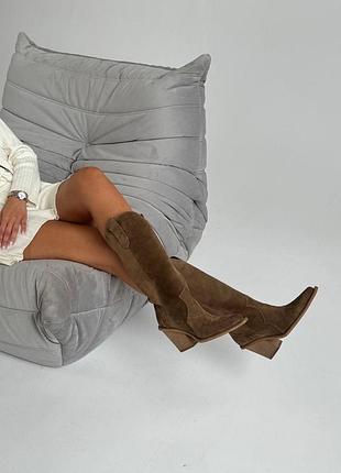 Стильні і замшеві козаки ковбойки з натуральної італійської замші на байці осінні чоботи ч...