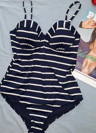 Купальник сдельный с утяжкой размер 48  / 14 бюст 80 b 36 b новый на косточках