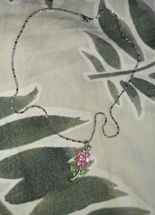 Подвеска на цепочке цветок