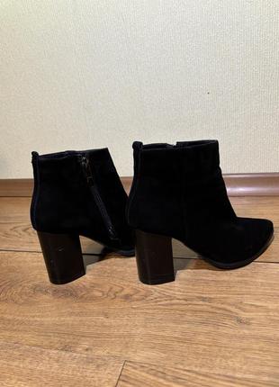 Ботильйони, черевики, полуботінки