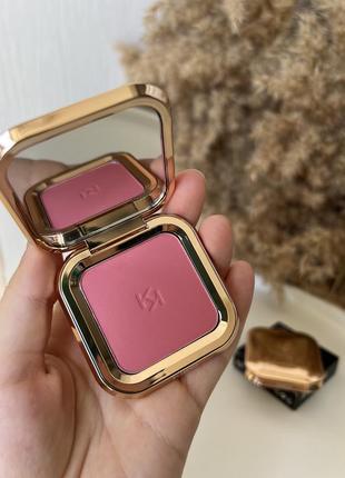 Румяна kiko charming escape silky blush 03 rose garden