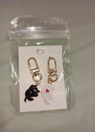 Набір класних брелоків кішки, котики