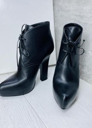 Новые черные кожаные ботильоны bottega 37 ботильоны оригинал сапожки на каблуке