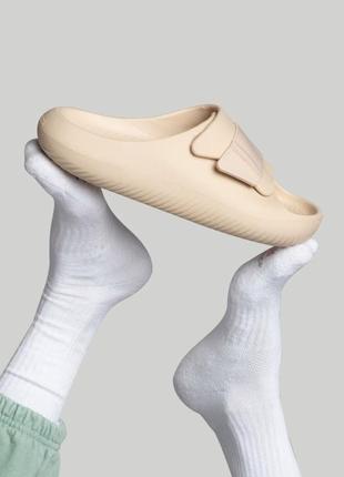 Шльопанці crocs
