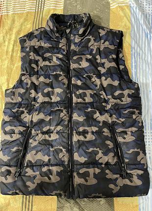 Жилетка на  флісі,