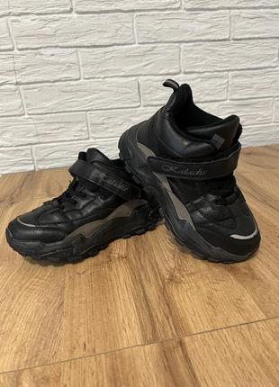 Зимние кроссовки 34-35 р 22 см