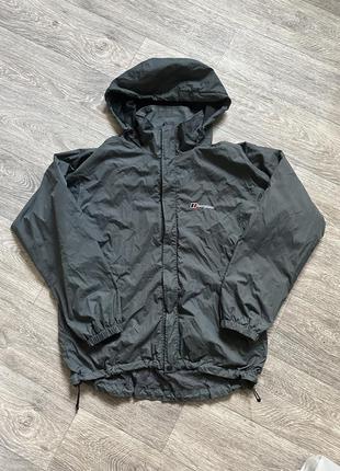 Курточка berghaus