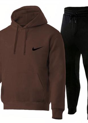 Мужской спортивный костюм на флисе nike