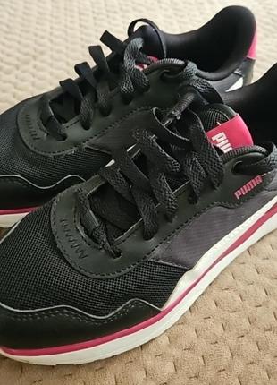 Детские кроссовки от puma.