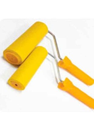 Валик прижимний, резиновий з ручкою 8х180мм 16-007 тм ht tools