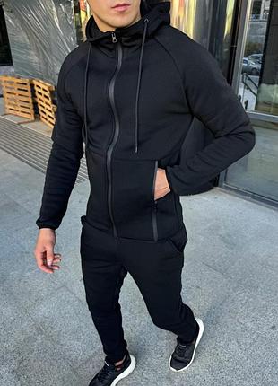 Чоловічий спортивний костюм на зиму