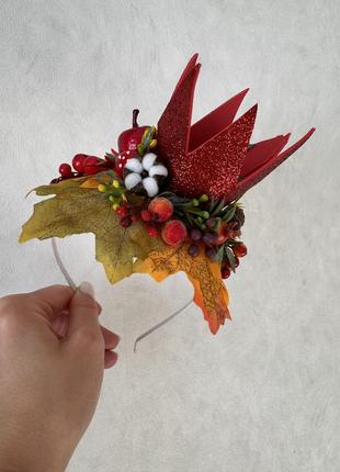 Обруч з короною на свято осені