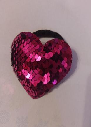 Класна резинка для волосся переливашка серце