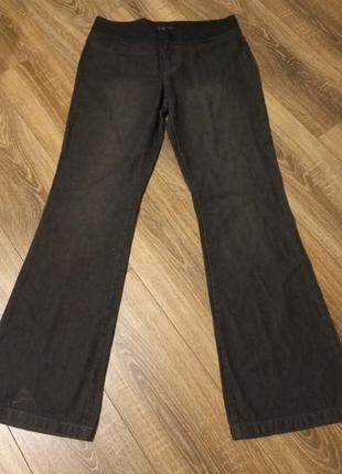 Джинсы клеш