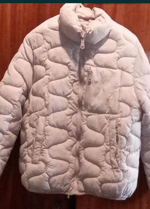Курточка на девочку