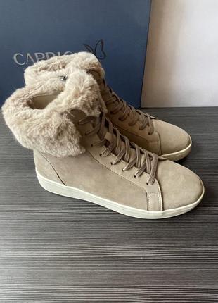 Шикарні жіночі зимові черевики caprice ! розміри 38,39,40!