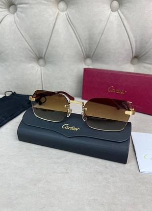 Сонцезахисні окуляри cartier з дерев'яними дужками зі вставками золота та коричневим склом g228