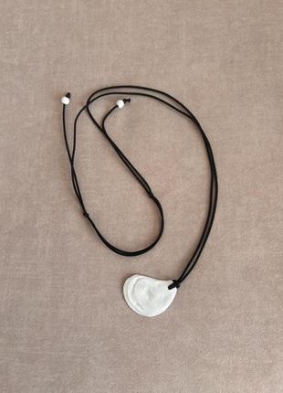 Стильное украшение из натуральной рамушки