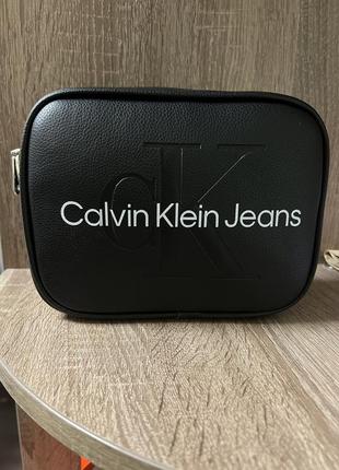 Крос боді calvin klein