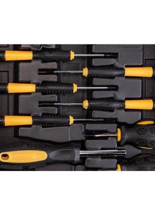Набір інструменту mastertool — 57 од. майстер 5