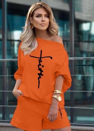 Костюм (кофта+ шорты) xl