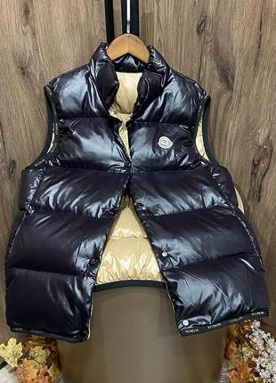Премиальная пуховая жилетка в стиле moncler