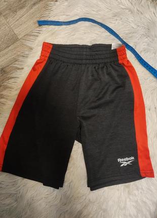 Круті шорти reebok на зріст 146-152 см