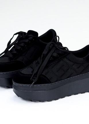 Стильні кросівки slip-on ugg