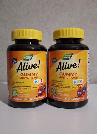 Мультивітаміни для дітей alive в мармеладках зі смаком вишні, апельсину і винограду