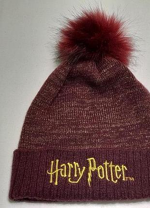 Шапка з бомбоном жіноча в'язана тепла -  harry potter - р. -56 -59