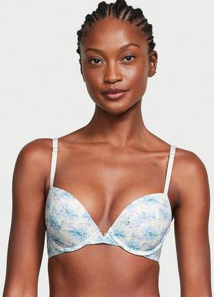 Бюстгальтер victoria's secret пуш-ап 36с/80с в нежных цветашках в бело-голубых оттенках