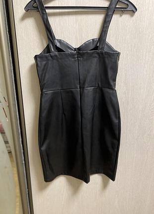Сарафан з екошкіри від бренду primark в чорному кольорі,розмір s 4