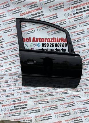 Б/у двері передні права 13203014 opel zafira b 05-12 z20r