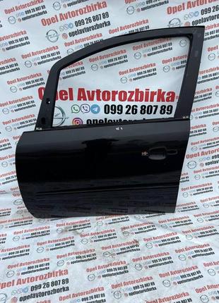 Б/у двері передні ліва 13203013 opel zafira b 05-12 z20r