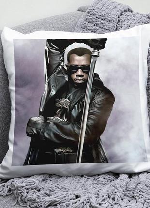 Декоративні подушки плюшевий подарунок з принтом блейд blade
