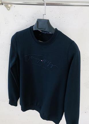 Продам свитшот томми