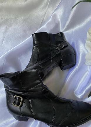 Новый стан! шикарные кожаные ботинки козаки paul green!