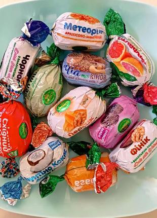 Конфеты amanti ассорти 1 кг