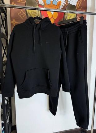 Мужской костюм lacoste