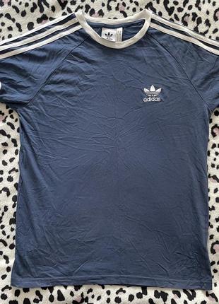 Футболка adidas