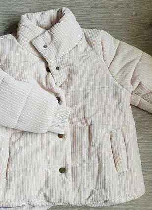 Mag baby новая куртка 4 года. длина 48, ширина 41, рукав 38-39