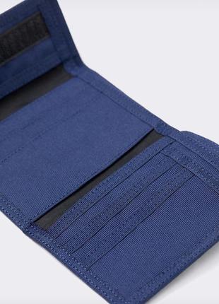 Синій гаманець