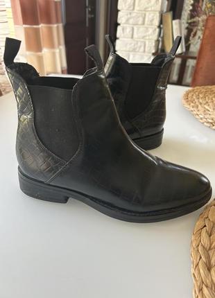 Ботинки челси