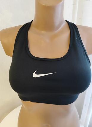 Топ nike m