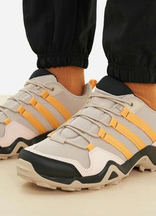 Оригінальні жіночі трекінгові туристичні кросівки adidas terrex ax2s