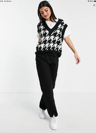 Модна жилетка wednesday’s girl