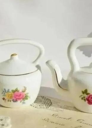 Чудові колекційні мініатюри! вінтаж. 
кістяна порцеляна, bone china)))
 англія. мініатюра. чайник. чайничек.