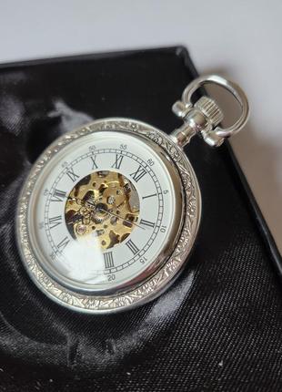 Новий механічний годинник під старовину гарний робочий стан