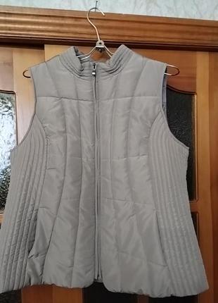 Жилетка женская